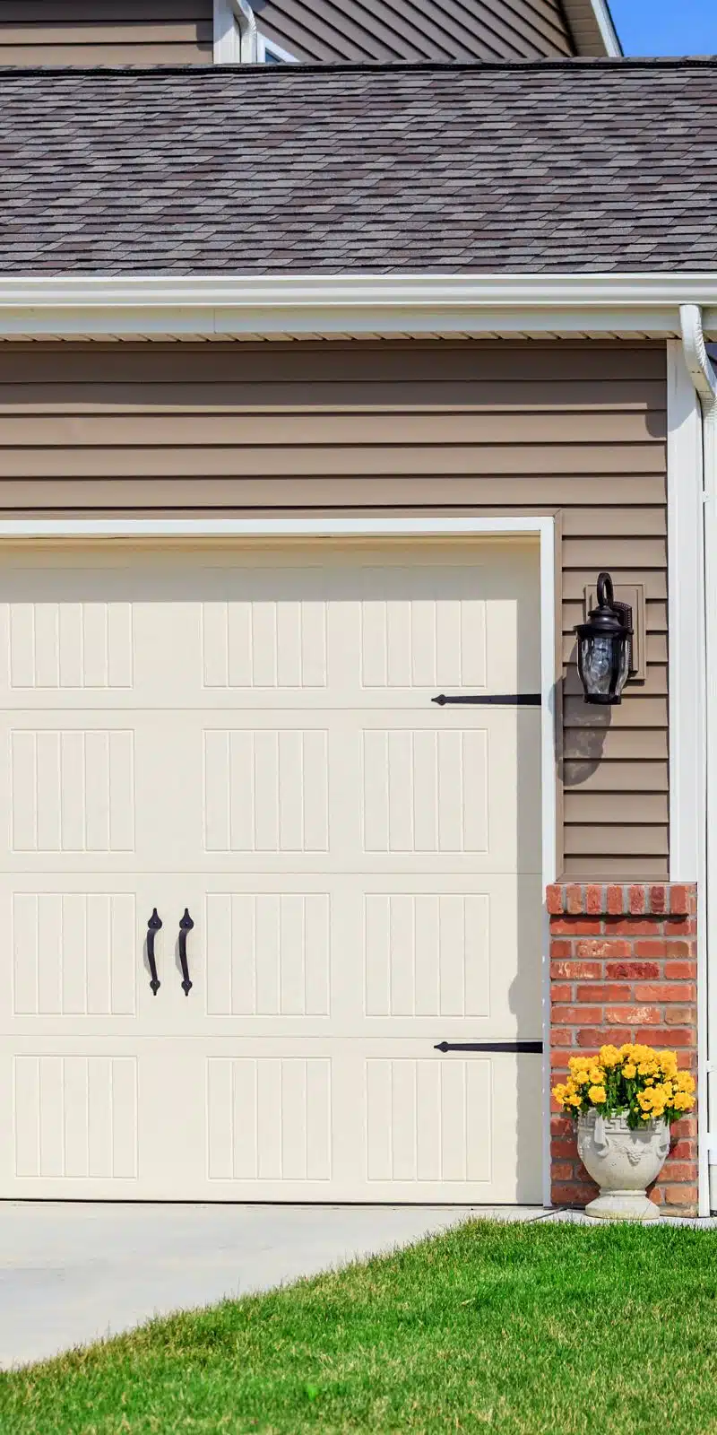 galaadyardcare-home-featured-image Strata, Yard Care, gardening