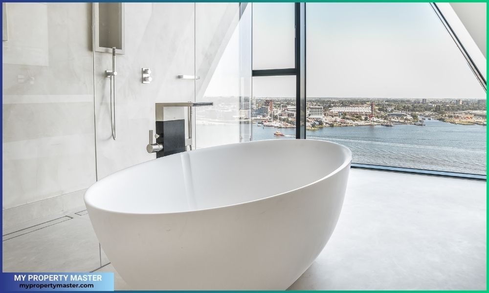 Soaking Tub in Modern Luxury Bathroom